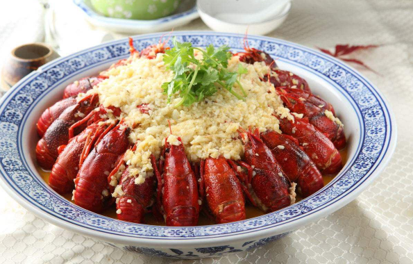 小龙虾有几条虾线 小龙虾的虾线有几根