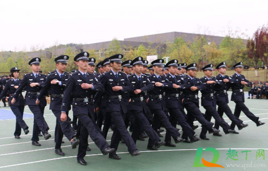 女生近视不能报考警校了吗-女生考警校眼睛近视怎么办