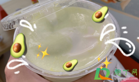 瑞幸牛油果森林瑞纳冰什么味道好喝吗-瑞幸牛油果森林瑞纳冰多少钱