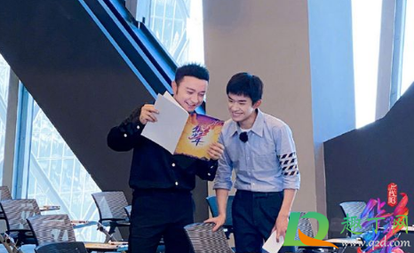 上线吧华彩少年在哪里录制-上线吧华彩少年导师阵容