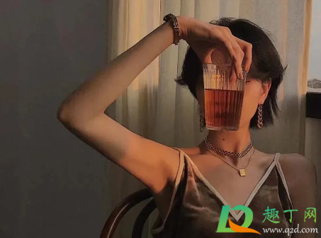 女生经常给你说她的日常是喜欢吗-女生主动分享自己的生活代表什么