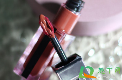 ysl202粉金唇釉是什么颜色-ysl202粉金唇釉试色