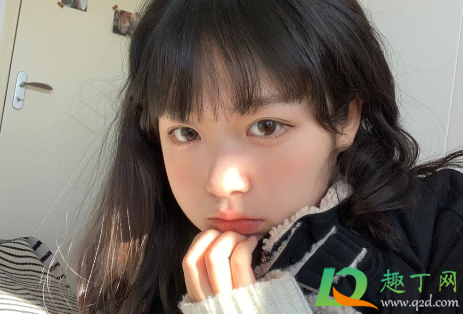 白开水的女人是什么意思-白开水暗示啥意思
