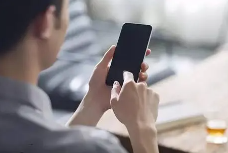 微信封号里面的钱可以拿出来吗-微信封号怎么把里面钱转出来