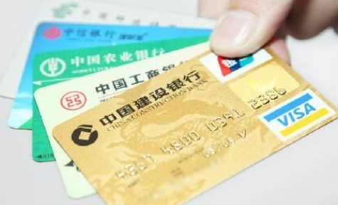多张信用卡欠20万可以慢慢还吗-多张信用卡欠20万怎么跟家人说  ​