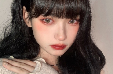 女生会想睡长得帅的男生吗-女生睡到帅哥算是赚的嘛