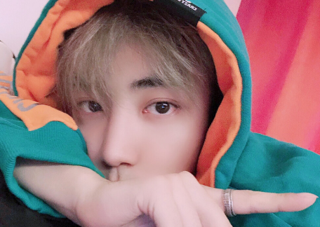 同时出现两个男生怎么选择-和2个男的同时在一起该怎么办