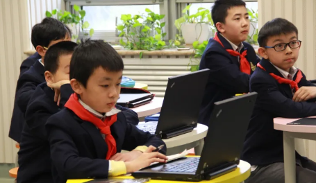 小学生喜欢一个人正常吗-小学生知道什么是喜欢吗