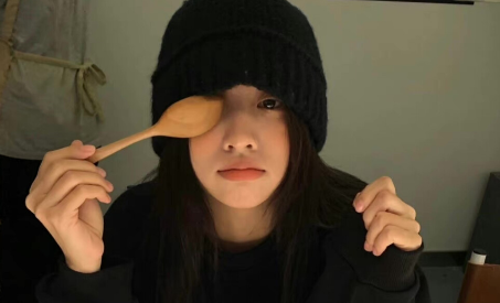 街头搭讪成功率是多少-找美女要微信的好方法