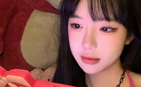 街头搭讪成功率是多少-找美女要微信的好方法