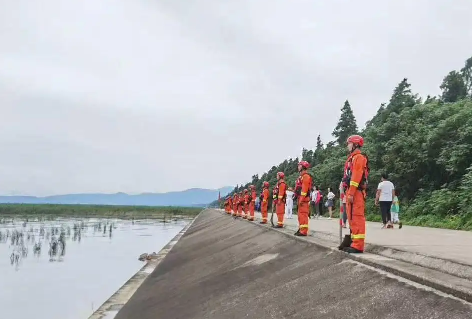 山洪预警颜色由低到高排列顺序-山洪暴发的水是哪里来的