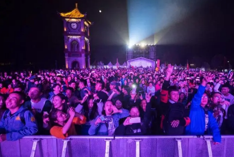 音乐节是晚上举行还是白天举行-音乐节一般是几点到几点