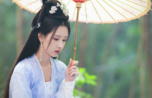长月烬明澹台烬和叶冰裳睡过吗-澹台烬喜欢叶冰裳吗