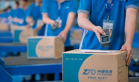 上门取件可以选择快递公司吗-上门取件可以让快递员带箱子过来吗