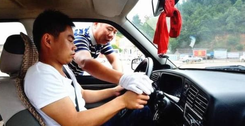 教练吼你一定要忍受吗-教练为什么怕女学员被骂哭