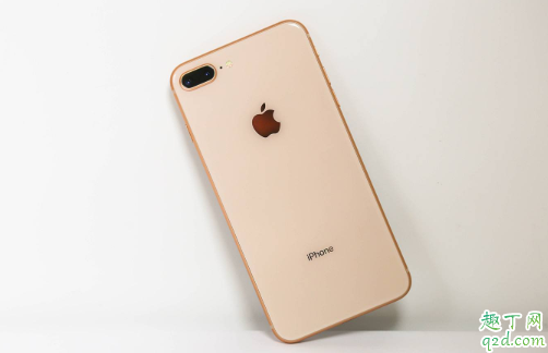 售价3299的iphone se二代不值得?快看网友怎么说