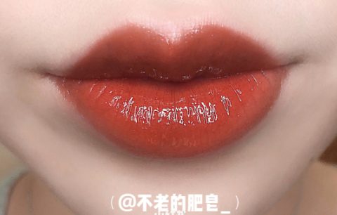 YSL2020奶茶限定黑管唇釉434口红试色，这支蜜桃乌龙茶奶昔怎么样